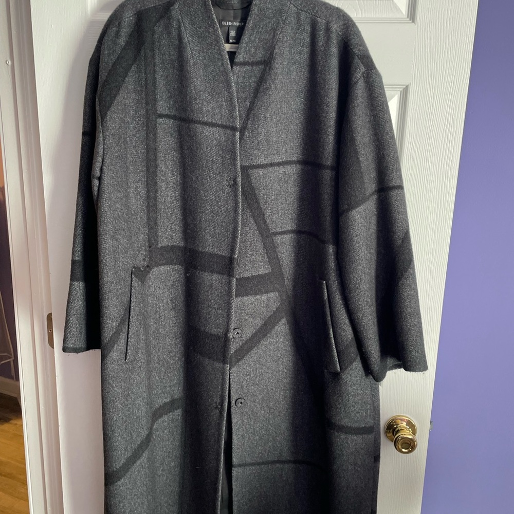 Eileen Fisher abstract designed grey coat